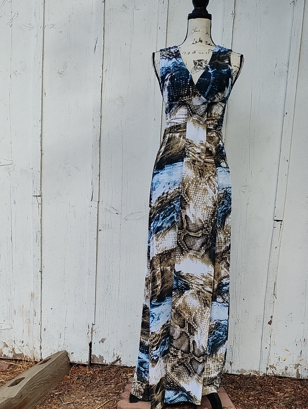 VENUS Sleeveless V-Neck Maxi Dress Blue and Brown Abstract Snake Print Boho Chic